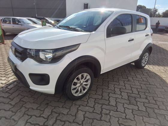 FIAT MOBI 1.0 EVO FLEX LIKE. MANUAL FIAT MOBI 1.0 EVO FLEX LIKE. MANUAL